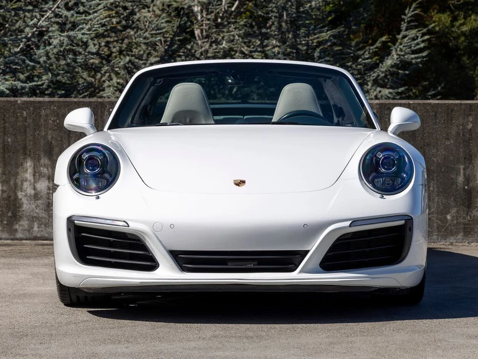 2017 Porsche 991 Targa 4 & 4S - Image 8 of 31