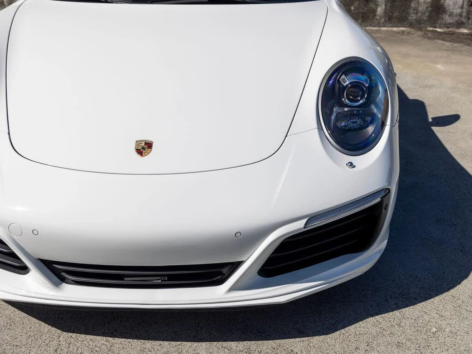 2017 Porsche 991 Targa 4 & 4S - Image 17 of 31