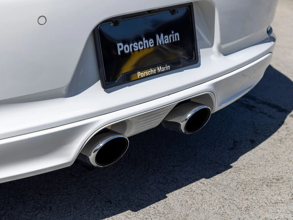2017 Porsche 991 Targa 4 & 4S - Image 25 of 31