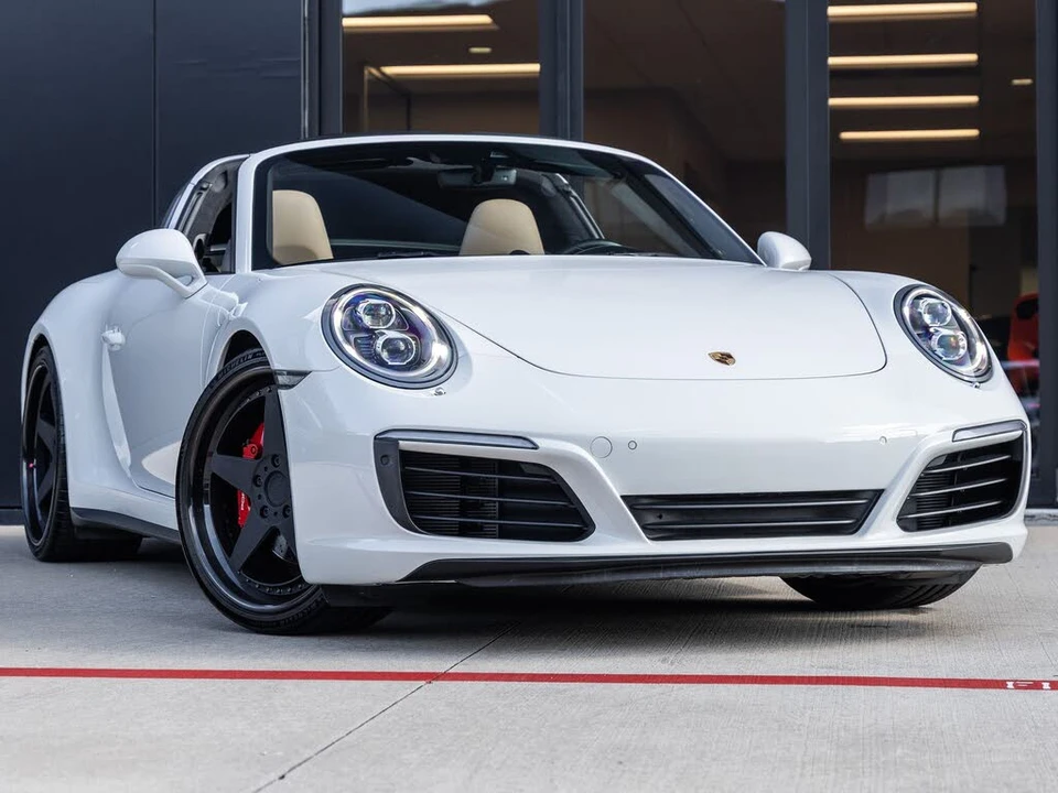 2017 Porsche 991 Targa 4 & 4S - Image 6 of 31
