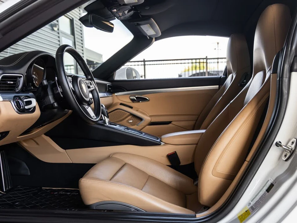 2017 Porsche 991 Targa 4 & 4S - Image 30 of 31