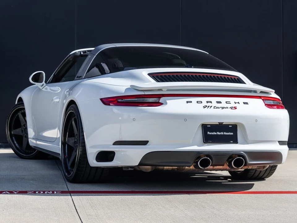 2017 Porsche 991 Targa 4 & 4S - Image 3 of 31