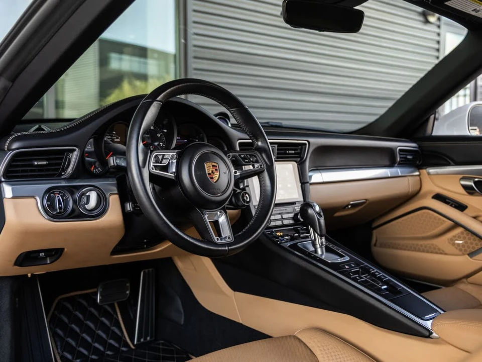 2017 Porsche 991 Targa 4 & 4S - Image 4 of 31