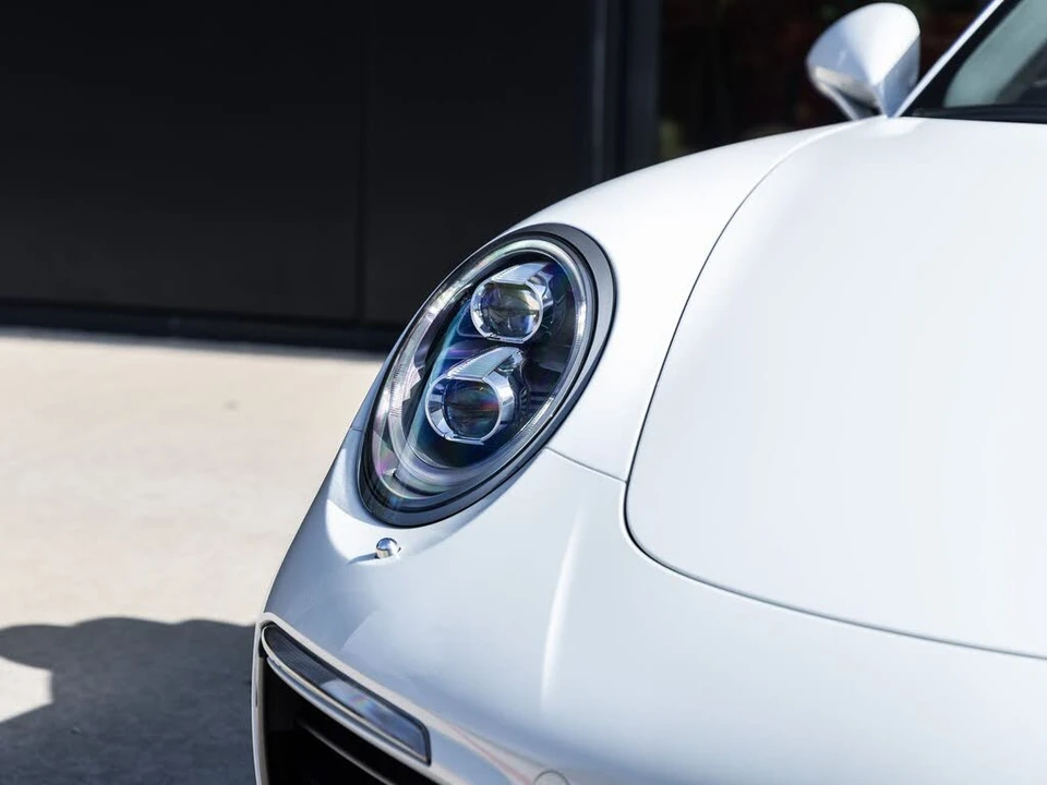 2017 Porsche 991 Targa 4 & 4S - Image 21 of 31