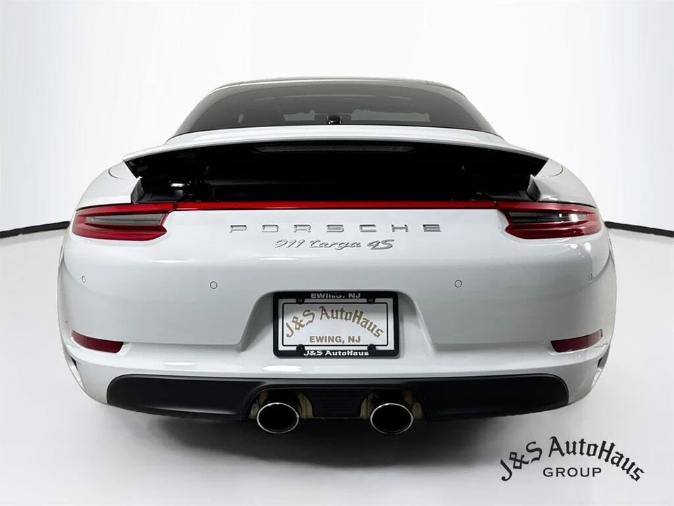 2017 Porsche 991 Targa 4 & 4S - Image 6 of 31
