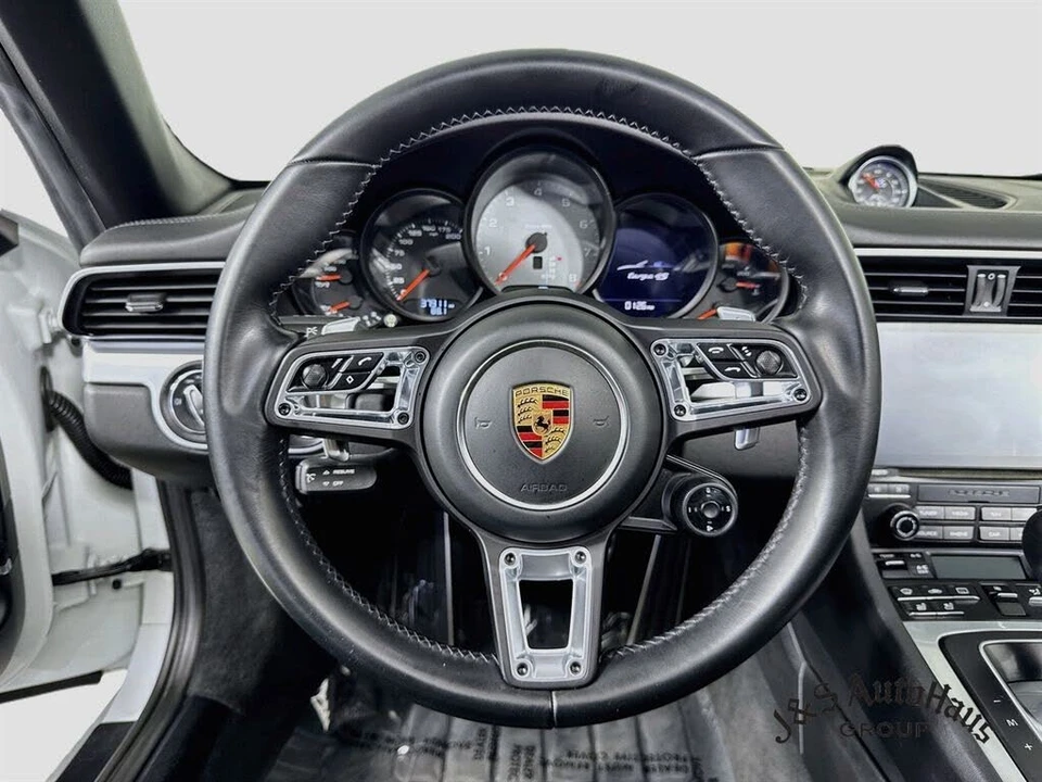 2017 Porsche 991 Targa 4 & 4S - Image 12 of 31