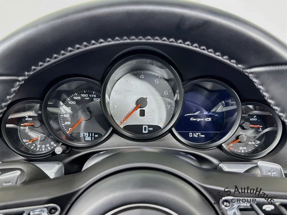 2017 Porsche 991 Targa 4 & 4S - Image 15 of 31