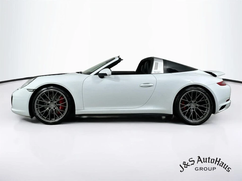 2017 Porsche 991 Targa 4 & 4S - Image 4 of 31
