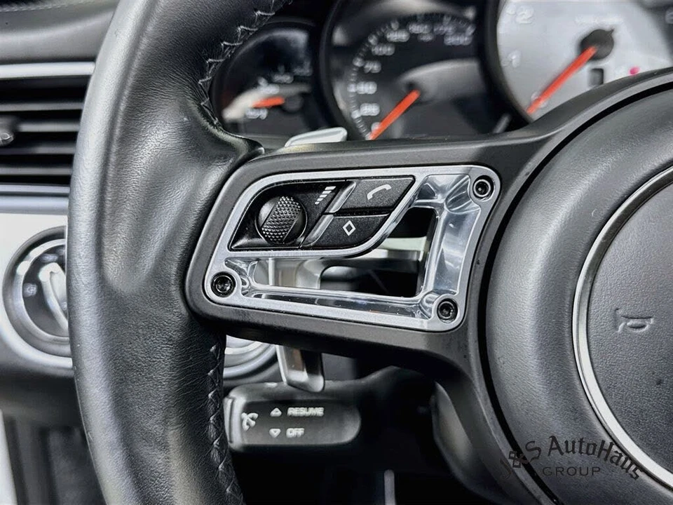 2017 Porsche 991 Targa 4 & 4S - Image 13 of 31