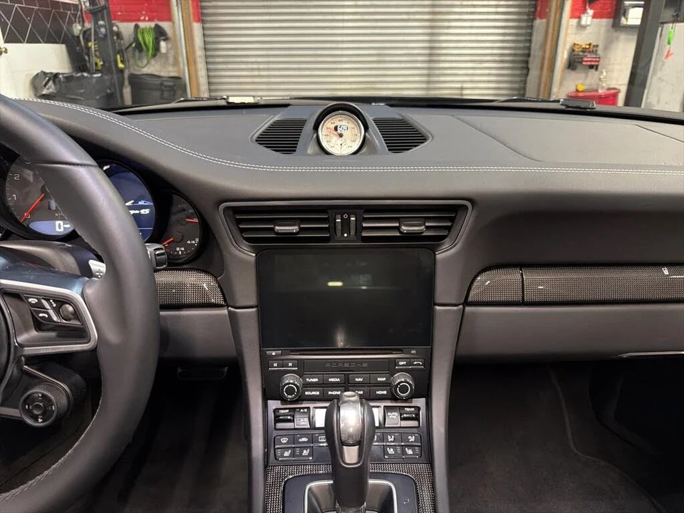 2017 Porsche 991 Targa 4 & 4S - Image 20 of 27