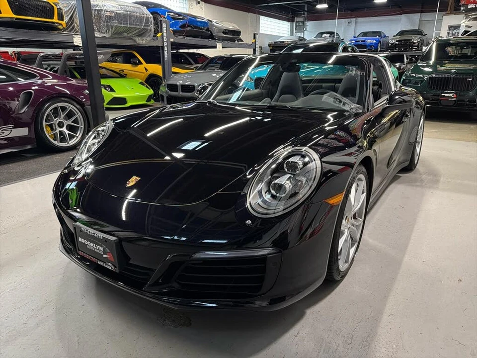 2017 Porsche 991 Targa 4 & 4S - Image 11 of 27