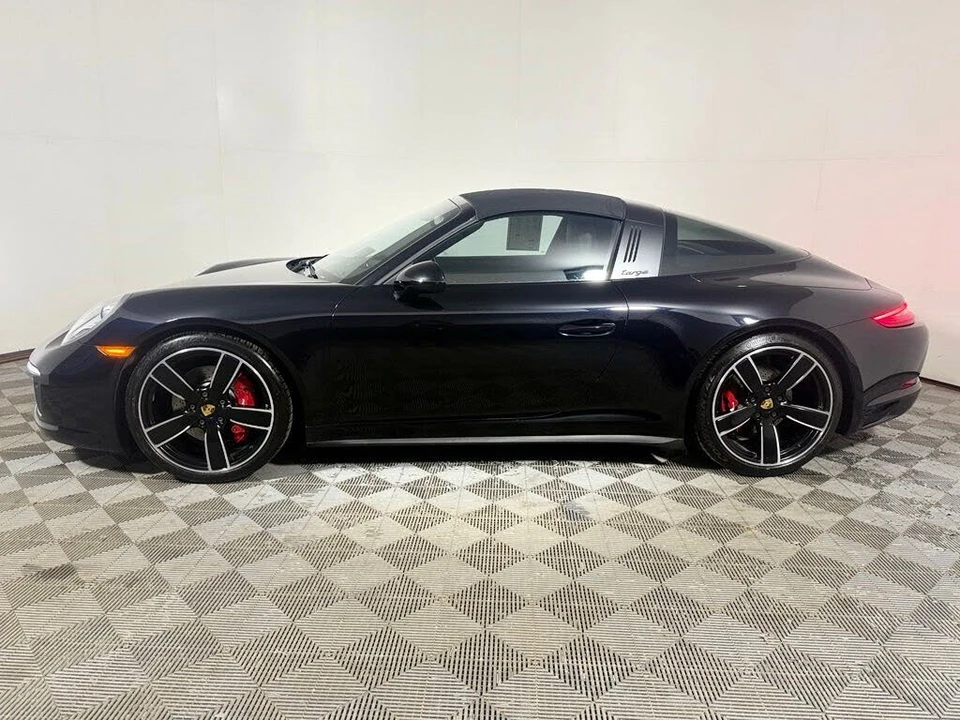 2017 Porsche 991 Targa 4 & 4S - Image 3 of 26