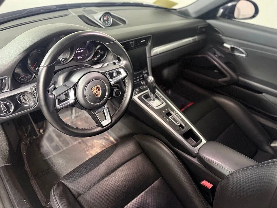 2017 Porsche 991 Targa 4 & 4S - Image 19 of 26