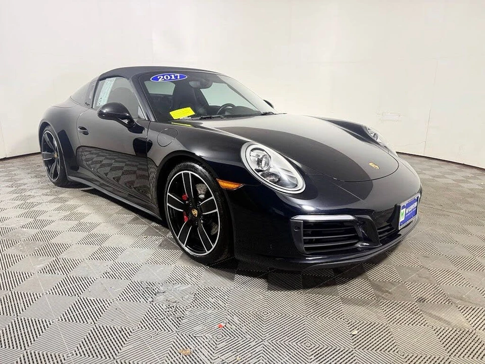 2017 Porsche 991 Targa 4 & 4S - Image 8 of 26