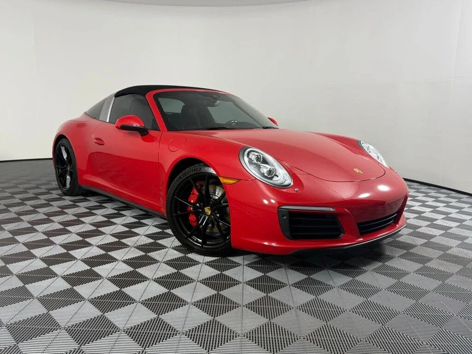 2017 Porsche 991 Targa 4 & 4S - Image 6 of 7