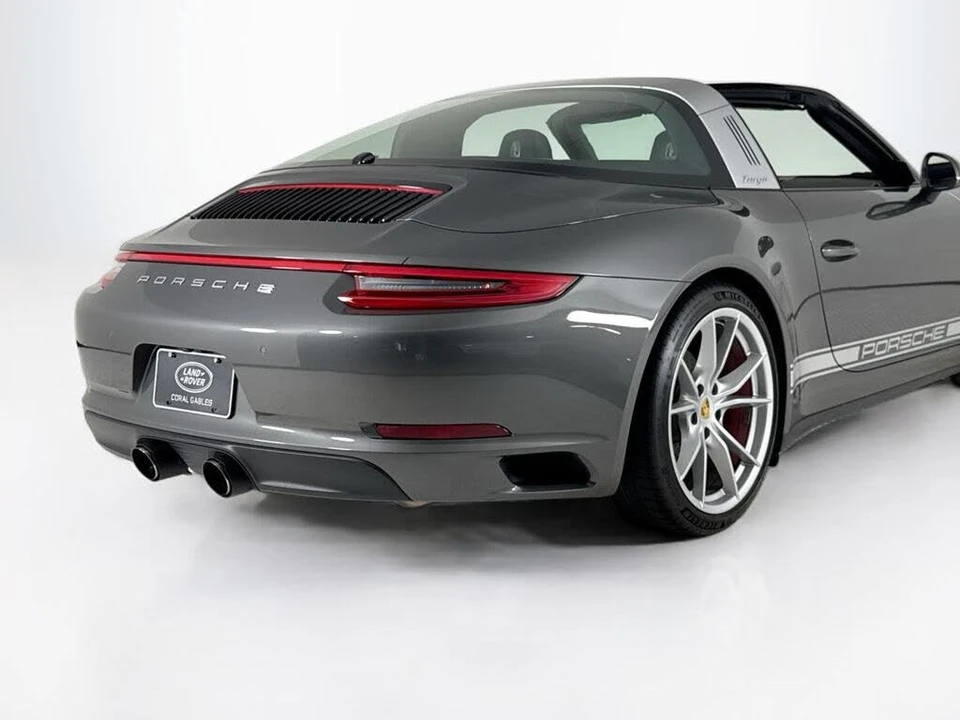 2017 Porsche 991 Targa 4 & 4S - Image 31 of 31