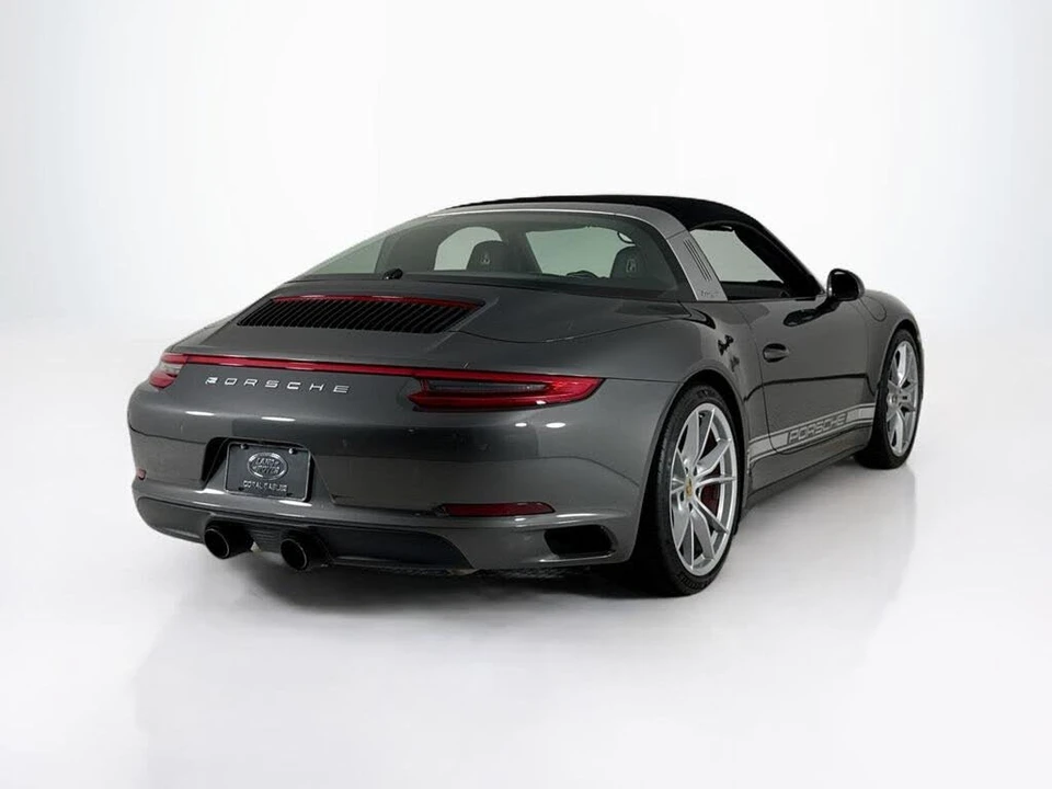 2017 Porsche 991 Targa 4 & 4S - Image 7 of 31