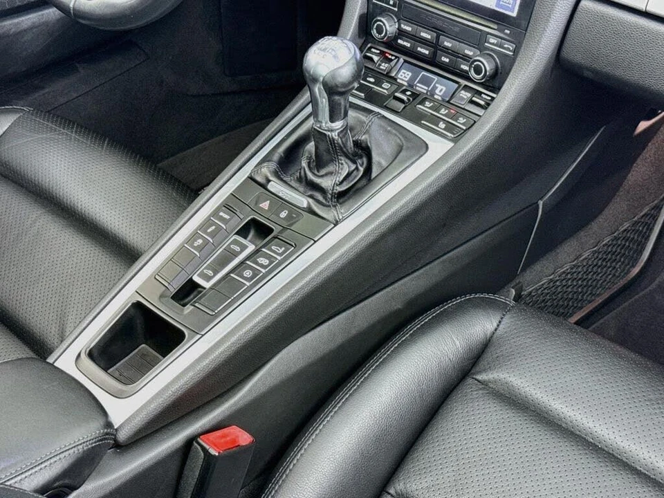 2017 Porsche 991 Targa 4 & 4S - Image 19 of 31