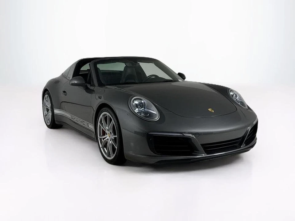 2017 Porsche 991 Targa 4 & 4S - Image 29 of 31