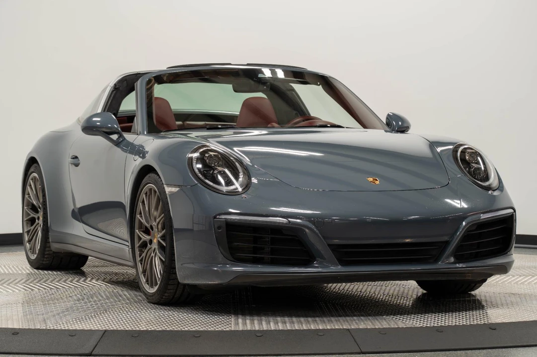 2017 Porsche 991 Targa 4 & 4S - Image 24 of 31