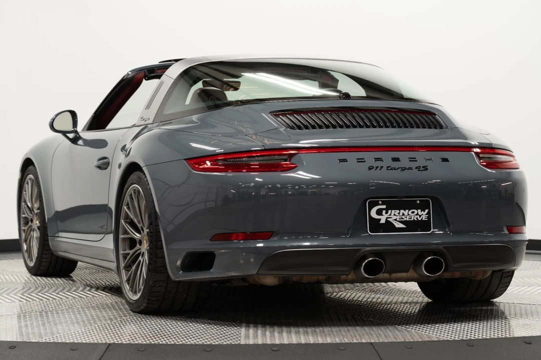 2017 Porsche 991 Targa 4 & 4S - Image 28 of 31