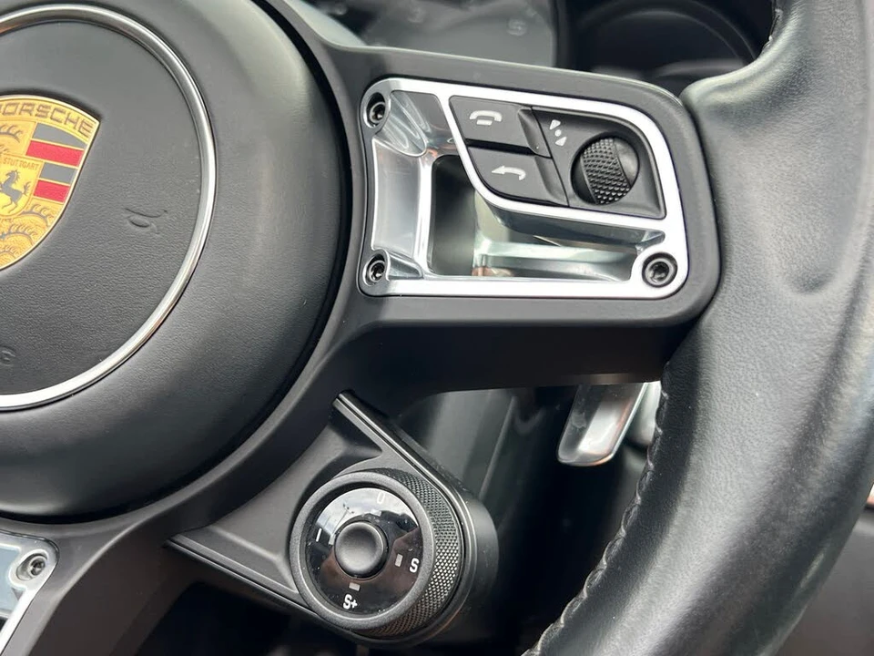 2017 Porsche 991 Targa 4 & 4S - Image 27 of 31