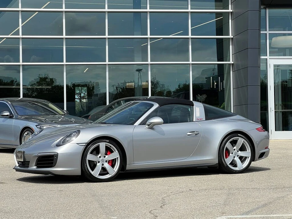 2017 Porsche 991 Targa 4 & 4S - Image 6 of 31