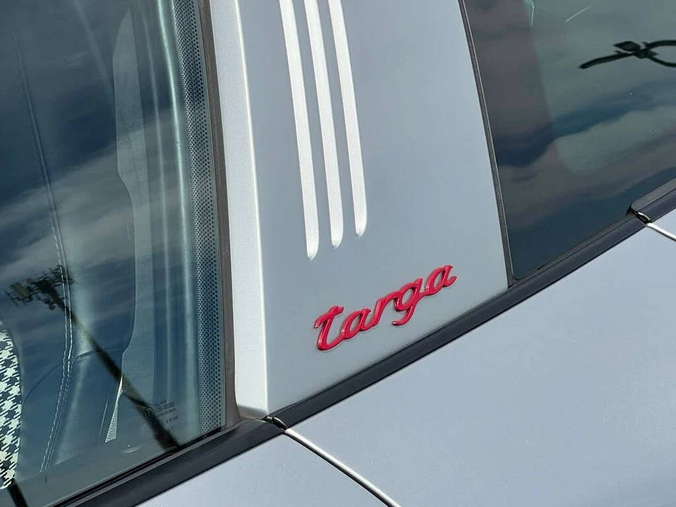 2017 Porsche 991 Targa 4 & 4S - Image 18 of 31