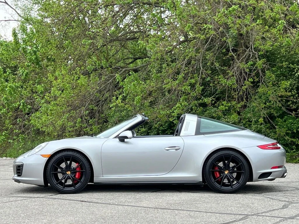2017 Porsche 991 Targa 4 & 4S - Image 2 of 31