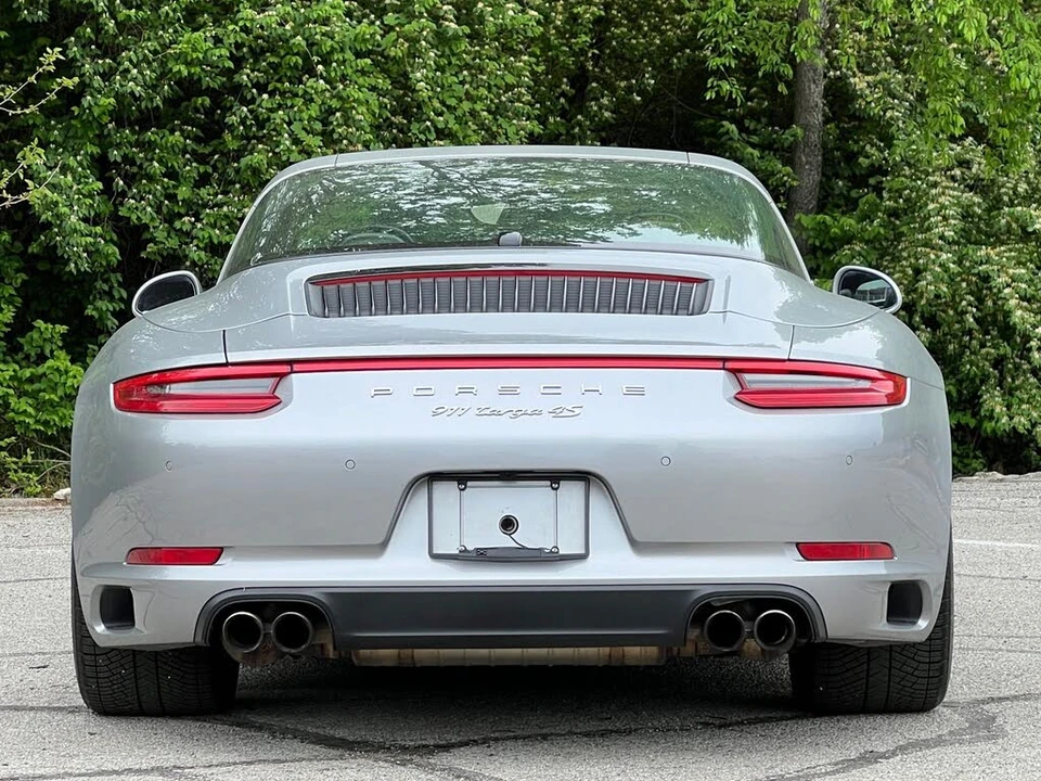 2017 Porsche 991 Targa 4 & 4S - Image 8 of 31