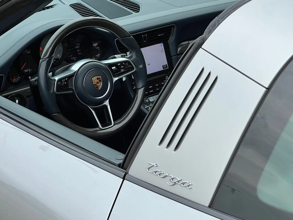 2017 Porsche 991 Targa 4 & 4S - Image 30 of 31