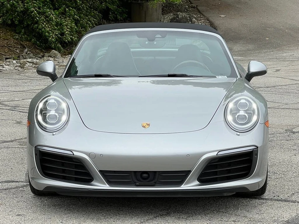 2017 Porsche 991 Targa 4 & 4S - Image 7 of 31