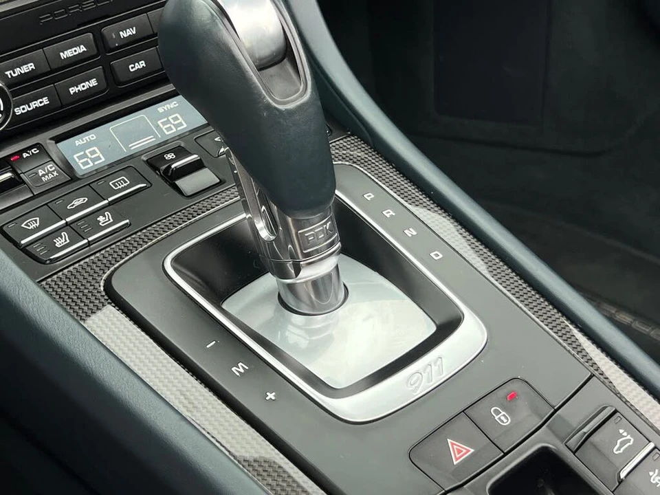 2017 Porsche 991 Targa 4 & 4S - Image 29 of 31