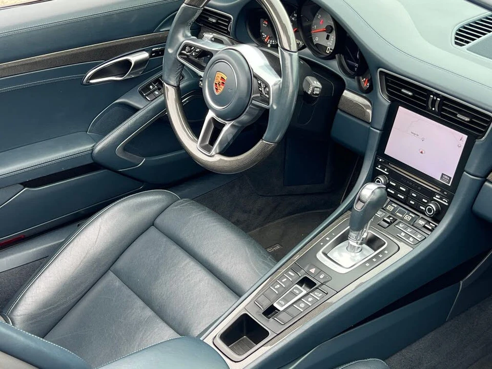 2017 Porsche 991 Targa 4 & 4S - Image 18 of 31