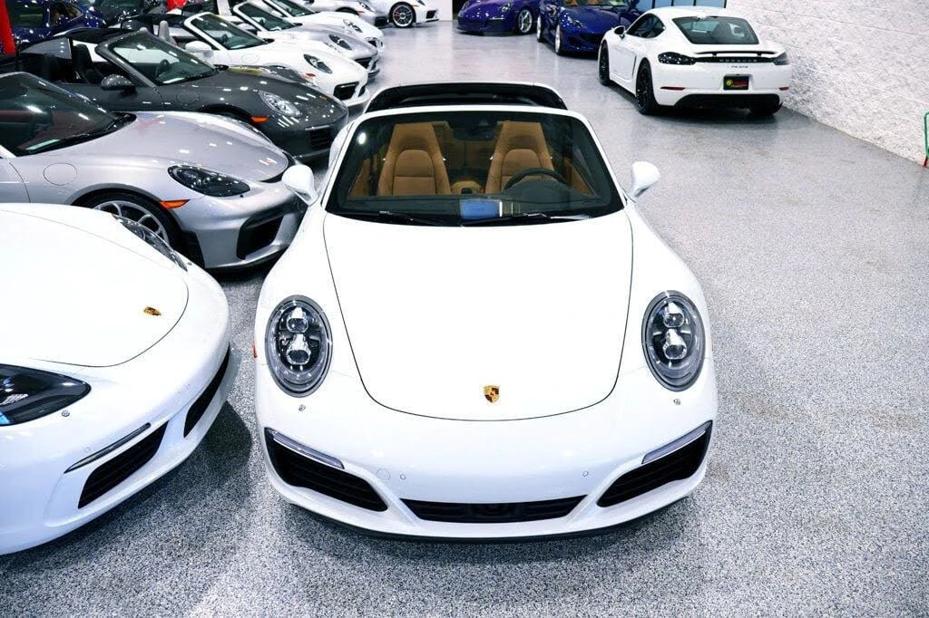 2017 Porsche 991 Targa 4 & 4S - Image 16 of 31