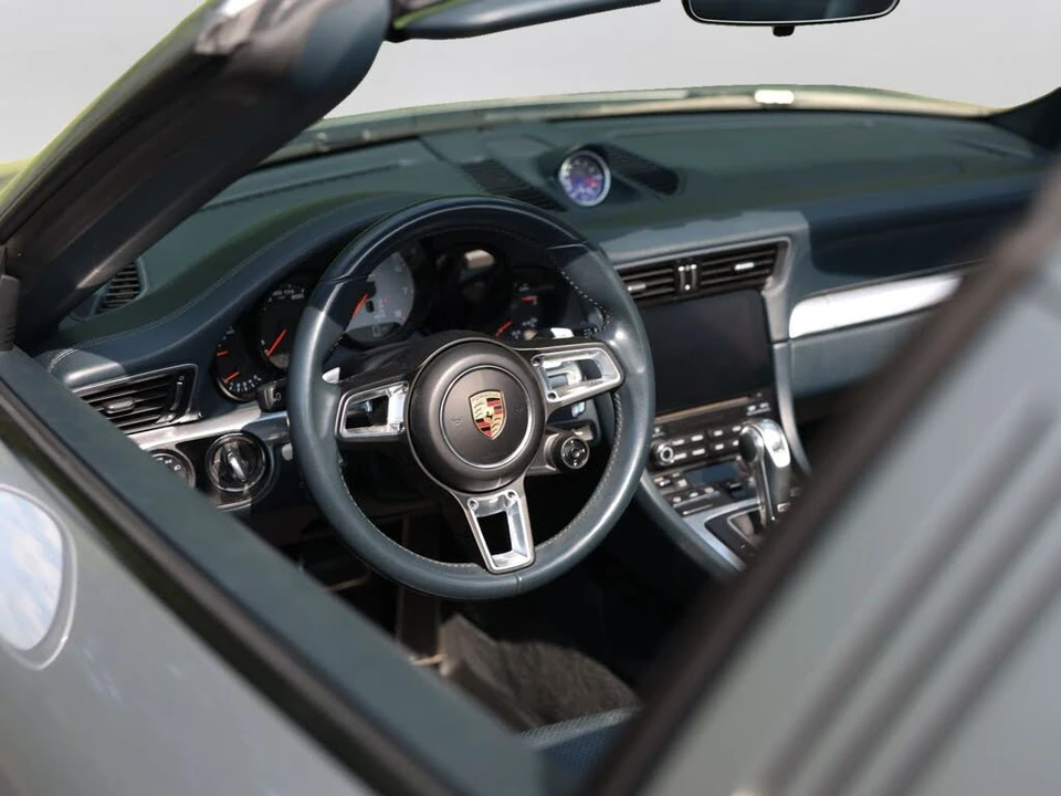 2017 Porsche 991 Targa 4 & 4S - Image 22 of 31