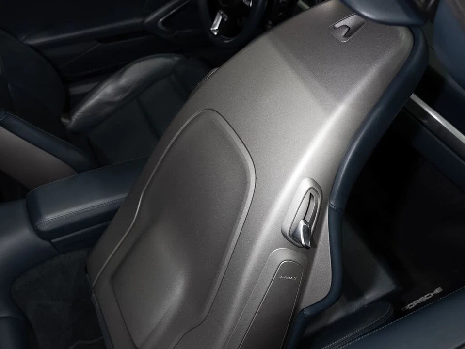 2017 Porsche 991 Targa 4 & 4S - Image 10 of 31