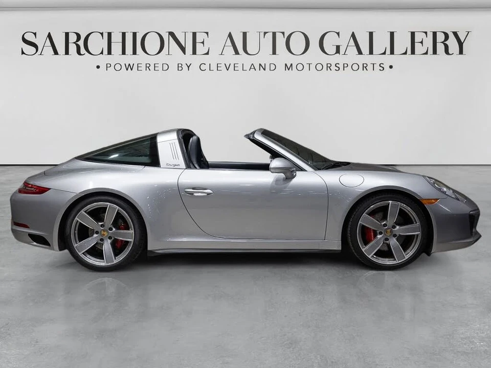 2017 Porsche 991 Targa 4 & 4S - Image 15 of 31