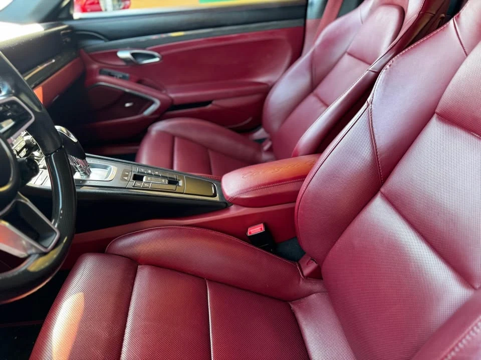 2017 Porsche 991 Targa 4 & 4S - Image 16 of 19