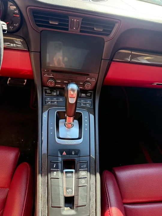 2017 Porsche 991 Targa 4 & 4S - Image 7 of 8