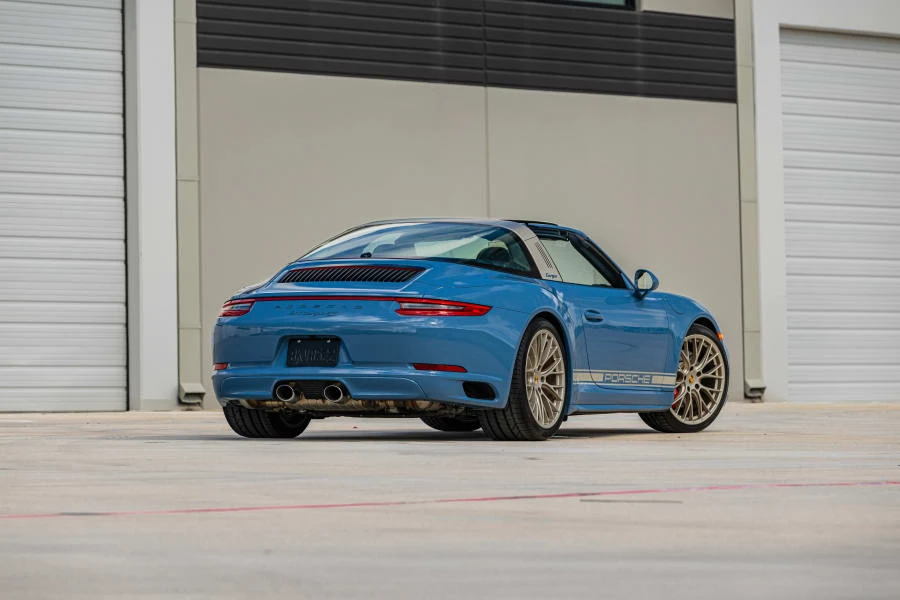 2017 Porsche 991 Targa 4 & 4S - Image 15 of 31