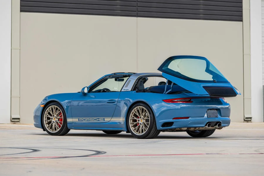 2017 Porsche 991 Targa 4 & 4S - Image 11 of 31