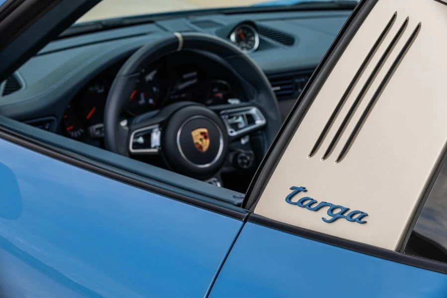 2017 Porsche 991 Targa 4 & 4S - Image 9 of 31