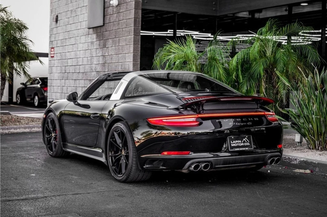 2017 Porsche 991 Targa 4 & 4S - Image 5 of 12