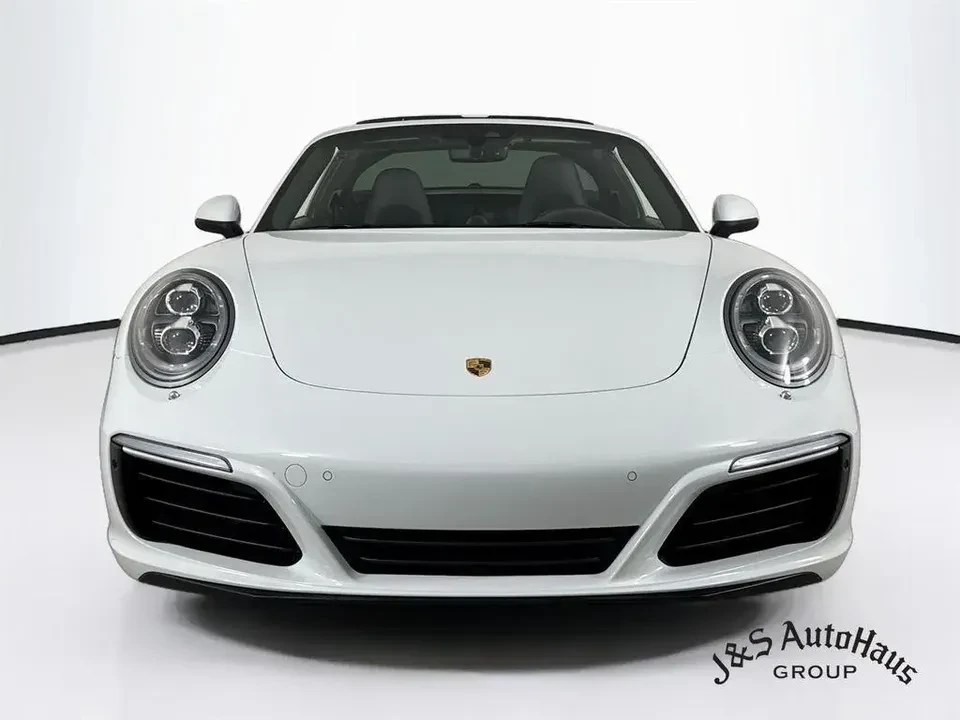 2017 Porsche 991 Targa 4 & 4S - Image 2 of 20