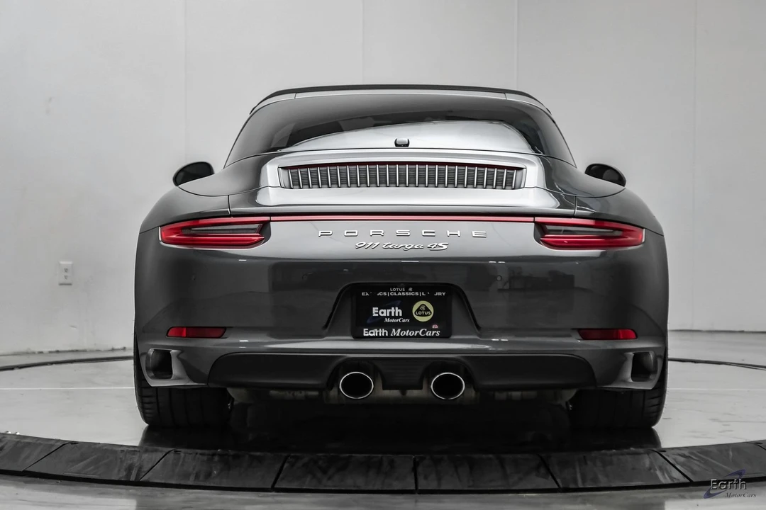 2017 Porsche 991 Targa 4 & 4S - Image 15 of 31