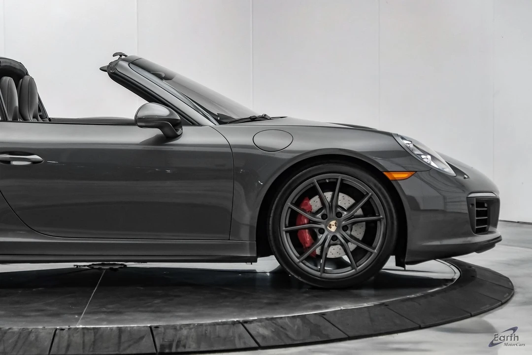 2017 Porsche 991 Targa 4 & 4S - Image 27 of 31