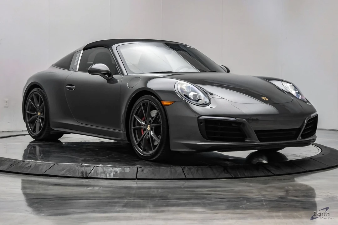 2017 Porsche 991 Targa 4 & 4S - Image 29 of 31
