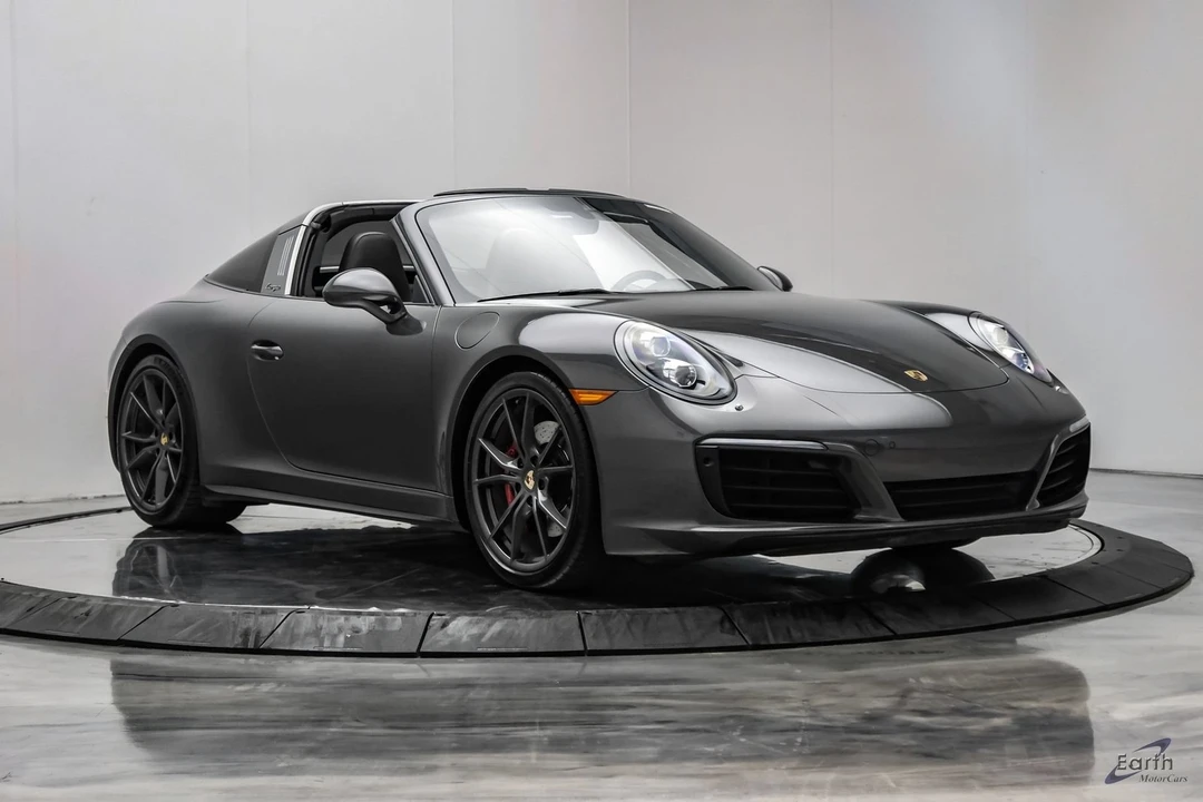 2017 Porsche 991 Targa 4 & 4S - Image 28 of 31