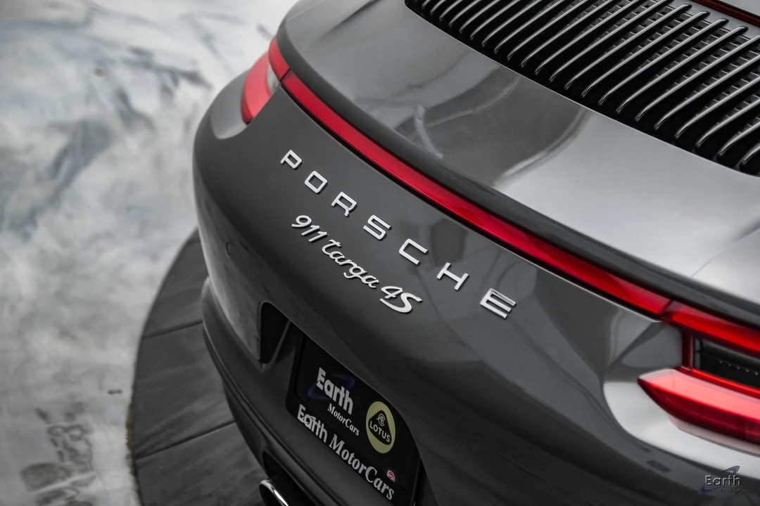 2017 Porsche 991 Targa 4 & 4S - Image 18 of 31